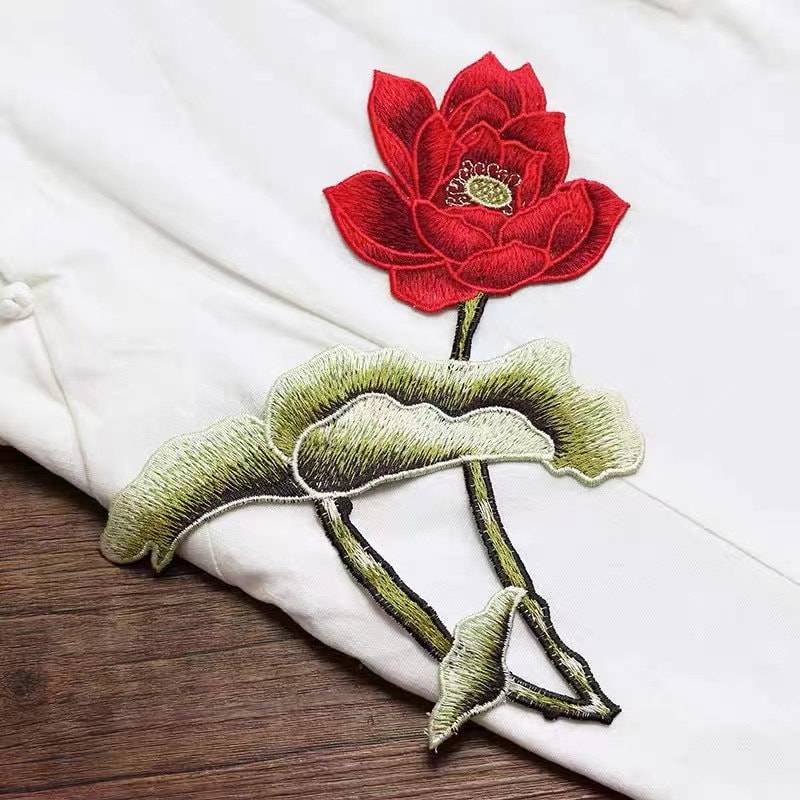 Lotus Blume Applikation Gestickt Aufnäher T-Shirt Oder Jeans Dekoration Patch von Laceshine