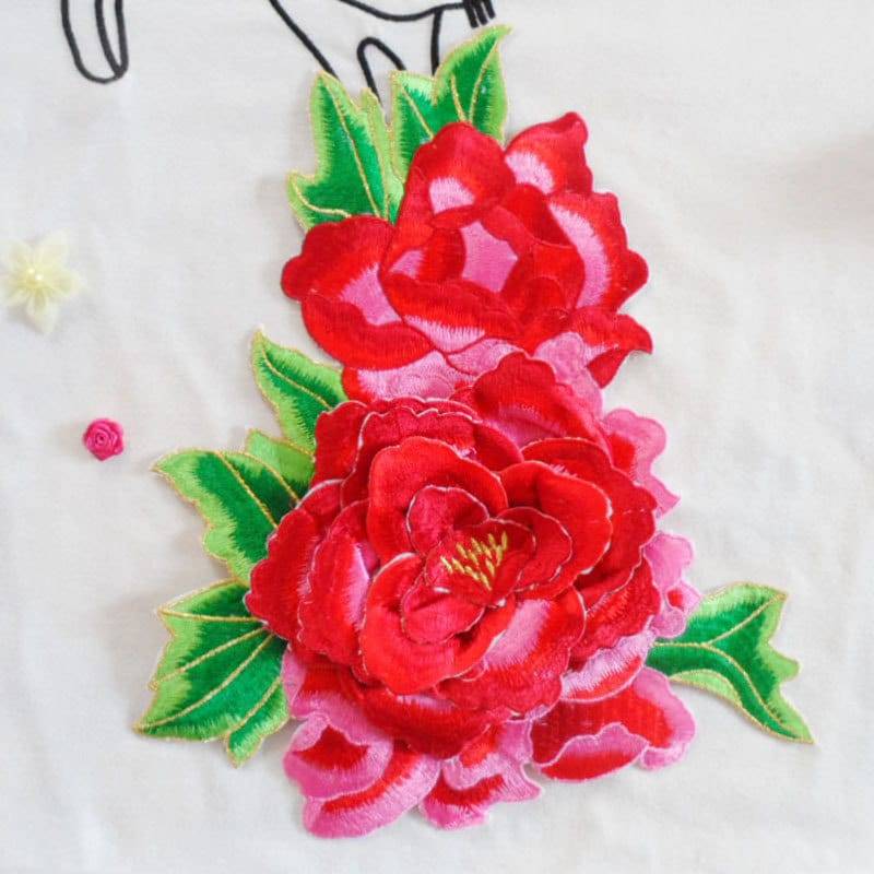 Pfingstrose Gestickt Applikation Aufnäher Gestickter Kleidung Blumenschmuck Pfingstrose Gestickt Applikation Aufnäher Gestickter Kleidung Blumenschmuck von Laceshine