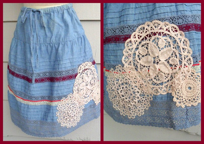 Chambray Circle Rock - Größe L Bis Xl Kordelzug Taillenrock Mit Einsatz Und Vintage Spitze Upcycled By Lachellybelly Designs von Lachellybelly