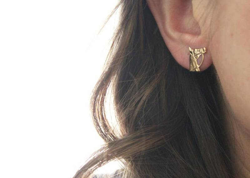 14K Gold Gefüllt Pferd Kopf Ohrstecker, Schmuck, Geschenk Für Sie, Unter 25, Einen Pferdeliebhaber, Tiere von LaciAndGold