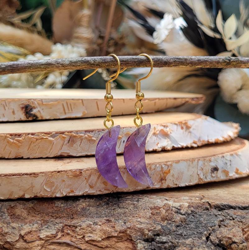 Amethyst Mond Ohrringe Moon Gold Edelstein Ohrhänger von LacooniSchmuck