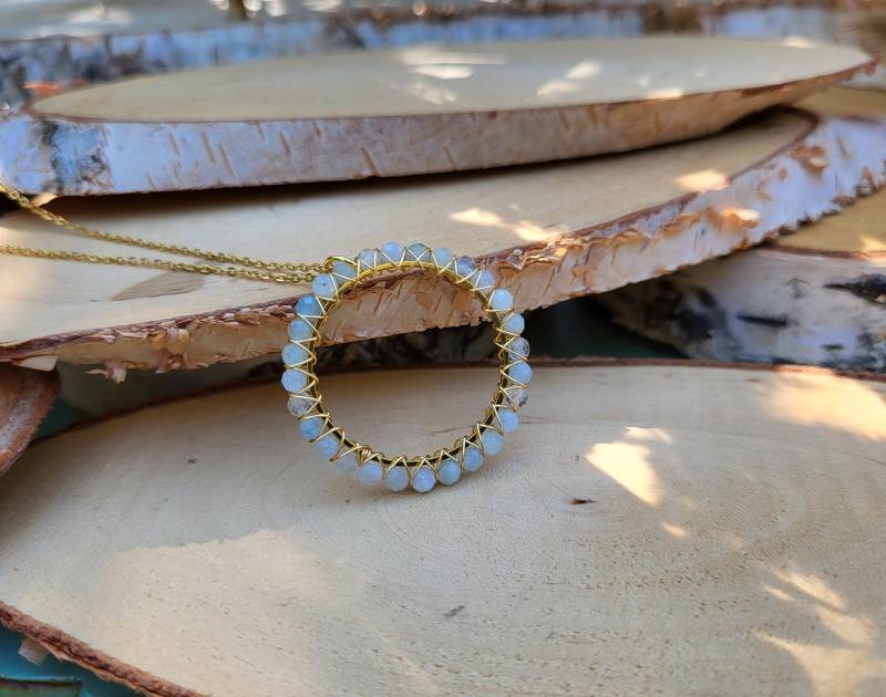 Aquamarin Kette Gold Edelsteinkette von LacooniSchmuck