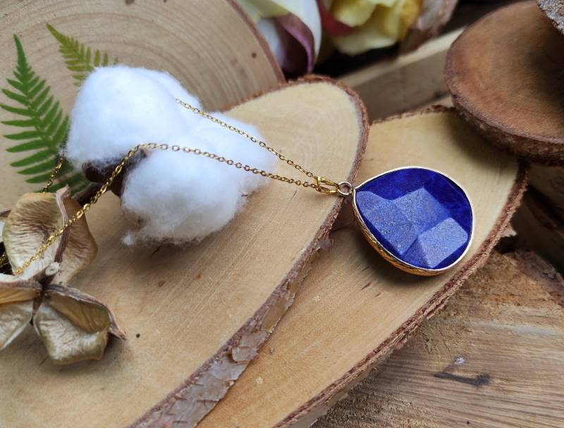 Lapislazuli Tropfen Kette Gold Edelsteinkette Edelstein von LacooniSchmuck