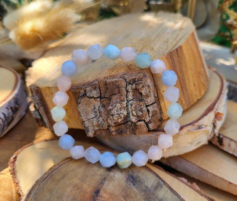 Morganit Armband Edelsteinarmband 8mm Perlen Diamant Cut von LacooniSchmuck