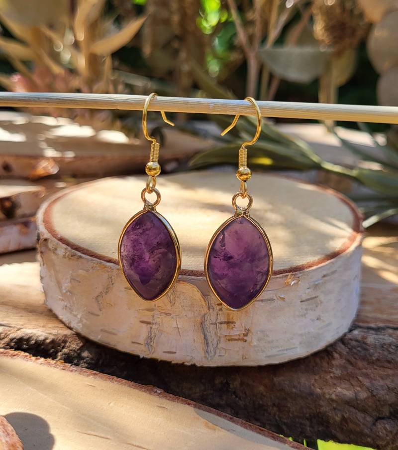 Ohrhänger Amethyst Tropfen Ohrringe Gold Edelstein von LacooniSchmuck