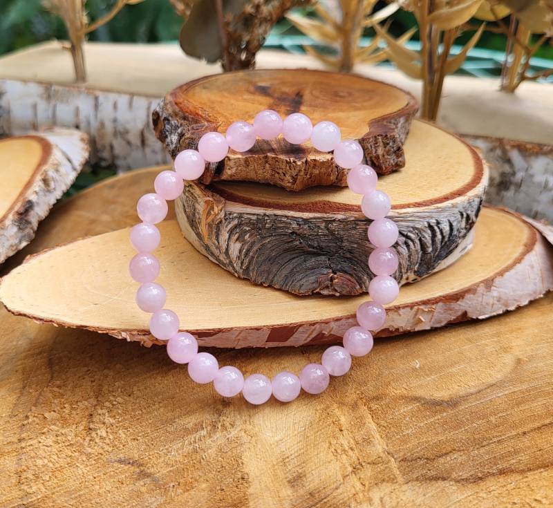 Rosenquarz Armband 6mm Perlen Edelsteinarmband von LacooniSchmuck