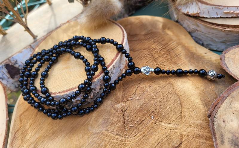 Schädel Onyx Kette Silber Edelsteinkette Herren Halskette Totenkopf Perlen von LacooniSchmuck