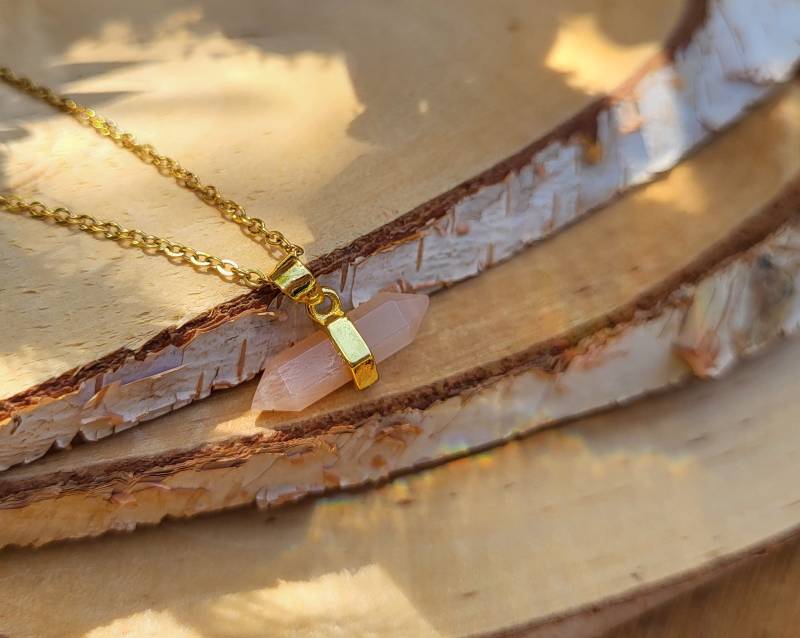 Sonnenstein Kette Spitze Doppelender Gold Stift Edelstein Kristallkette Schmuck von LacooniSchmuck