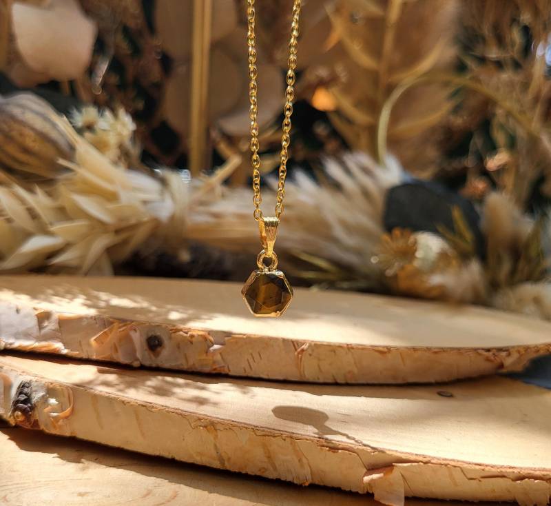 Tigerauge Kette Hexagon Gold Edelsteinkette von LacooniSchmuck