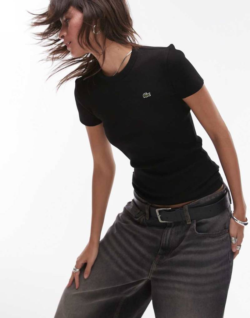 Lacoste - Figurbetontes T-Shirt in Schwarz mit Logo von Lacoste