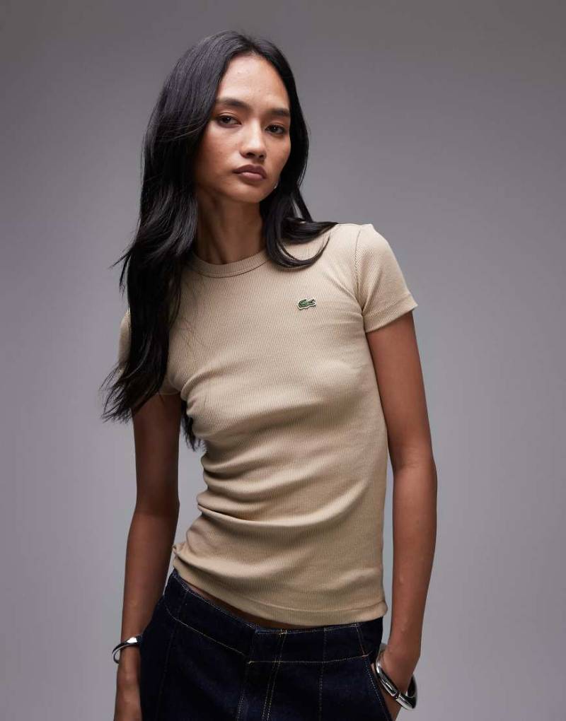 Lacoste - Geripptes T-Shirt in Beige mit Logo-Neutral von Lacoste