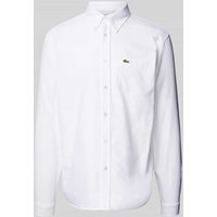 Lacoste Regular Fit Freizeithemd mit Logo-Patch in Weiss, Größe 43 von Lacoste