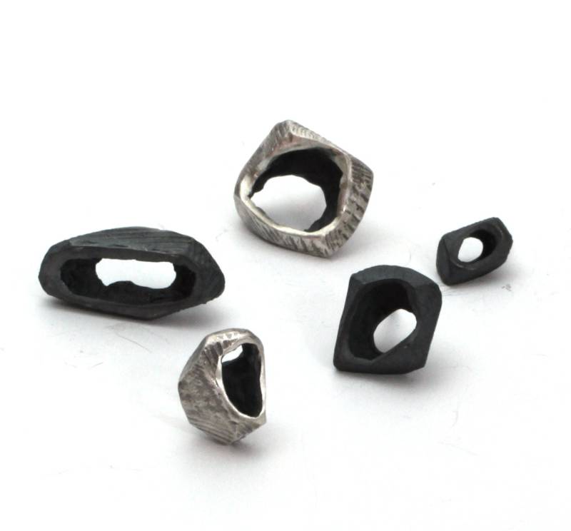 Kleine Silber Brosche Set Broschen Anstecknadel Trauzeugen Geschenk Für Ihn Coole Schwarz Oxidierte von LacunaJewelry