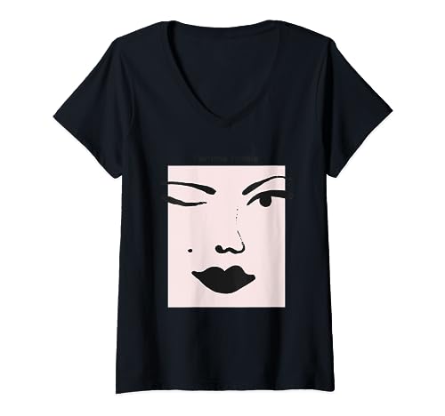 Femme Fatale - Silhouette von Mädchen, Frau, Dame T-Shirt mit V-Ausschnitt Femme Fatale - Silhouette von Mädchen, Frau, Dame T-Shirt mit V-Ausschnitt von Lady - Femme Fatale