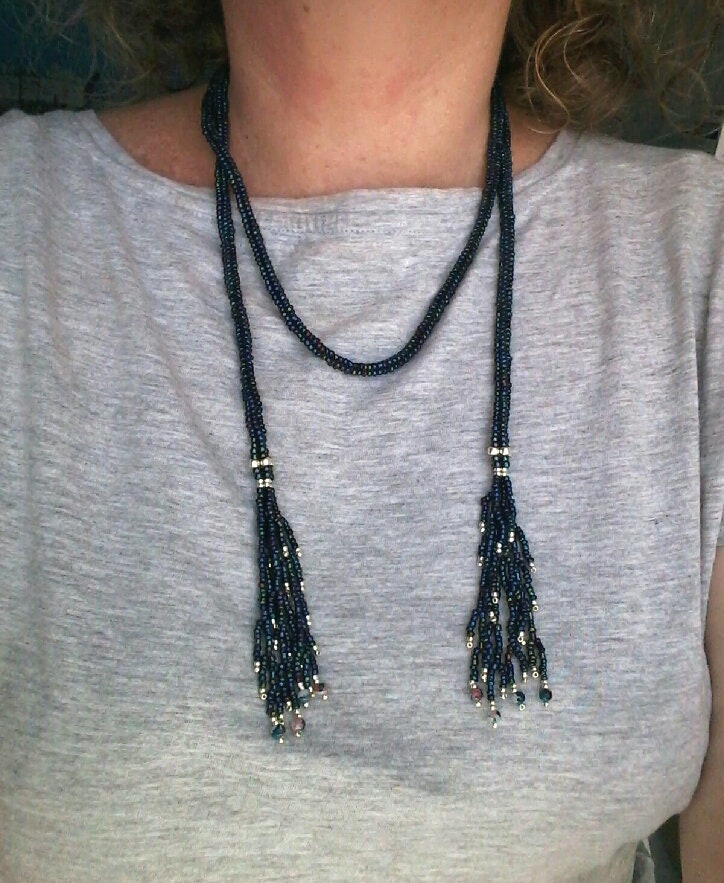 Corraline Halskette/Lasso, Nebel Blau Corraline Halskette/Lasso, Nebel Blau von LadyBeadall