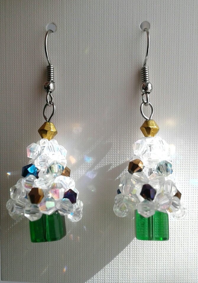 Weihnachten Ohrringe, Crystal 3D Weihnachtsbaum Baumeln Ab-Kristall-Perlen, Edelstahl Ohrhaken Weihnachten Ohrringe, Crystal 3D Weihnachtsbaum Baumeln Ab-Kristall-Perlen, Edelstahl Ohrhaken von LadyBeadall