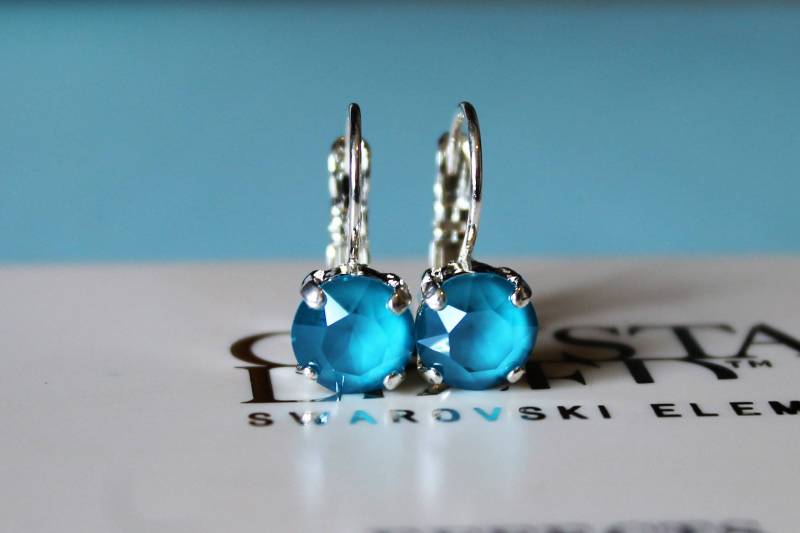 Kristall Leverback Ohrringe Azur Blau Tropfen Geschenk Für Sie Blaue Swarovski Elemente von LadyCJewellery