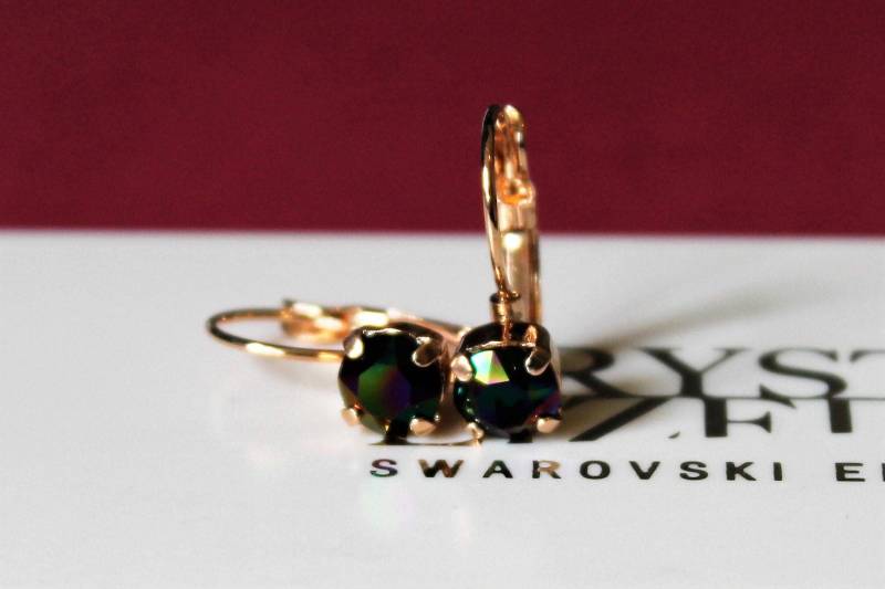 Rose Gold Vergoldete Brisur Ohrringe Mit 6 Mm Rainbow Dark Swarovski Crystal Elements Von Ladycjewellery von LadyCJewellery