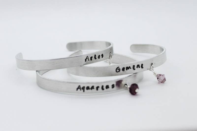 sternzeichen Armband Kristall Birthstone Charme Manschette Geburtstagsgeschenk Für Sie Schmuck 16 von LadyCJewellery
