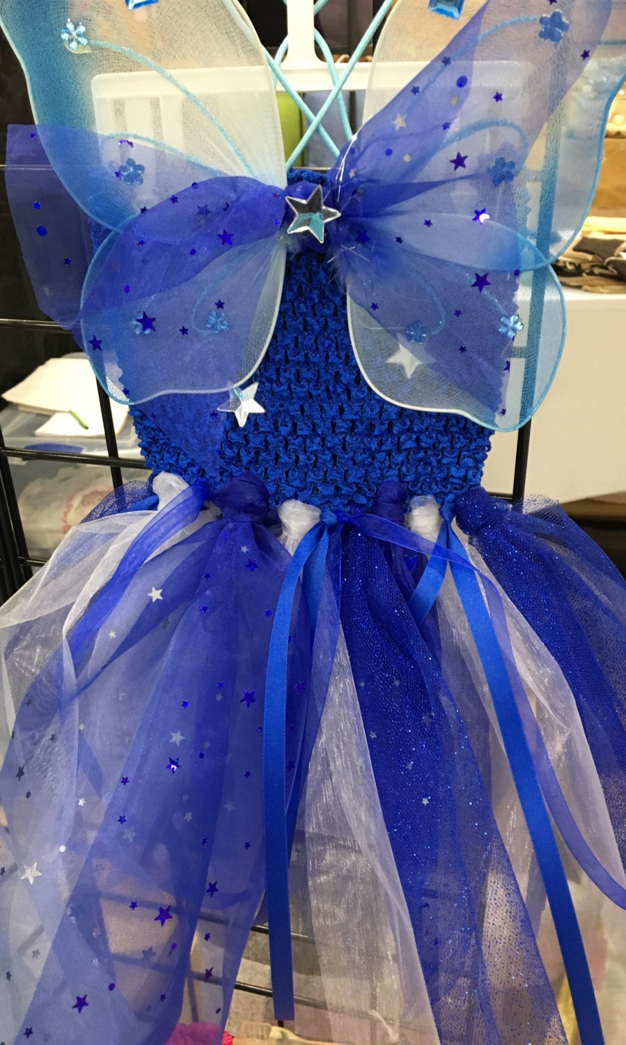 Blaues Elfen Kleid Tutu & Flügel, Kostüm, Eisprinzessin Blaues Elfen Kleid Tutu & Flügel, Kostüm, Eisprinzessin von LadyJewelsGarlands