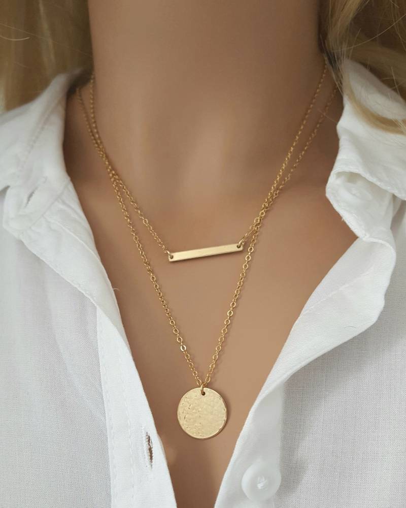 Große Halskette, Gehämmert Und Glatt, Dünne Bar Kreis Anhänger, Eleganter Schmuck, Stapelbare 14K Gold Geschenk von LadyKJewelry