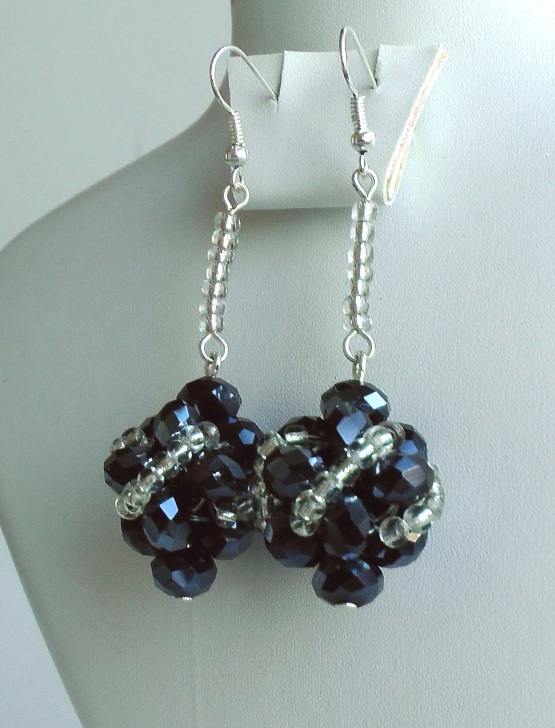 Navy Crystal Ohrringe Versilberte Ohrhänger, Dinner Schmuck von LadyLiJewellery