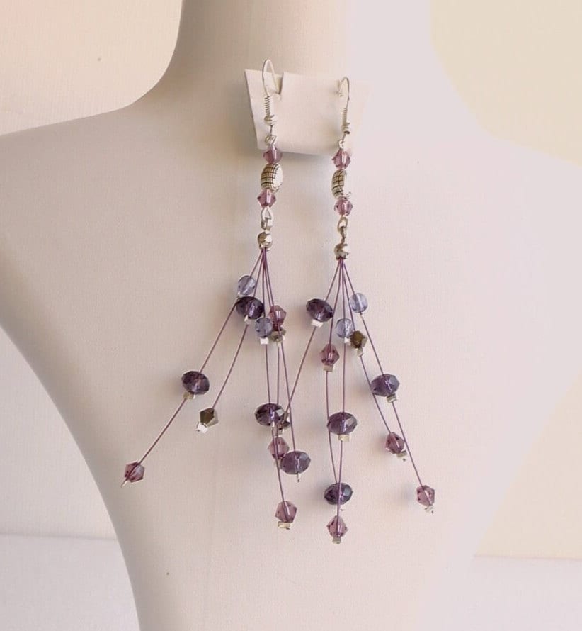Lila Kristall Perlen Ohrringe Versilberte Haken von LadyLiJewellery