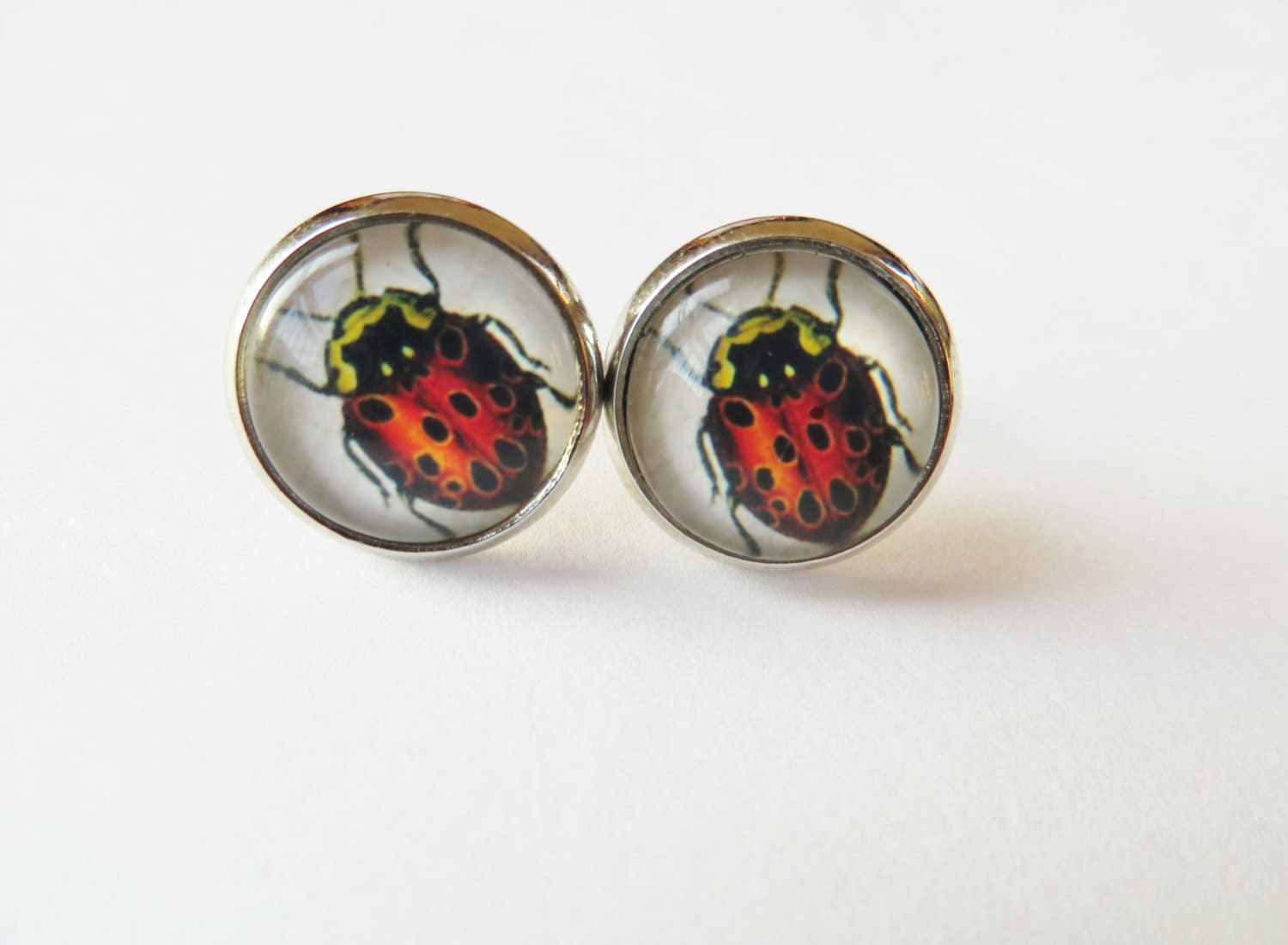 Rote Marienkäfer Ohrringe Versilberte Käfer Ohrstecker Rote Marienkäfer Ohrringe Versilberte Käfer Ohrstecker von LadyMangoJewellery