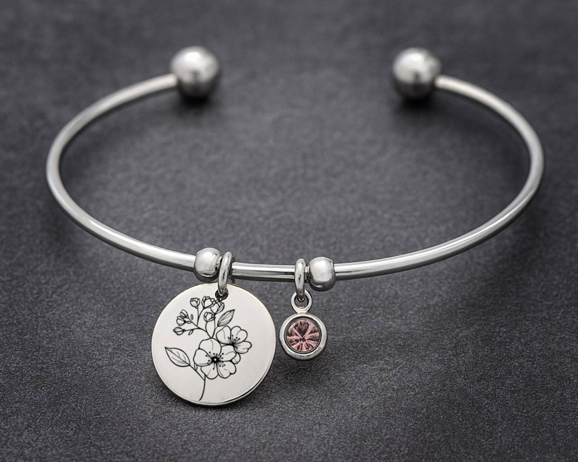 Armband Personalisiert Damen Mit Geburtsstein Und Geburtsblumen Anhänger, Gravurarmband Silber, Erinnerungsschmuck, Geburtstagsgeschenk Frau von LadyMirageDesign