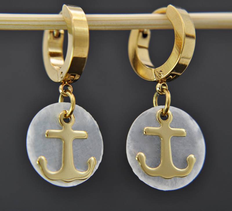 Edelstahl-Creolen Mit Perlmutt Und Goldenem Anker - Maritimer Stil Tolle Geschenkidee von LadyMirageDesign