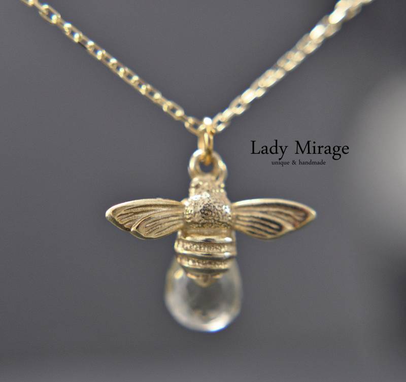 Zierliche Gold Biene Anhänger Halskette - 925 Sterling Vergoldet Edestein Lemon Quartz Geschenkidee Zum Geburtstag Geschenk Für Sie von LadyMirageDesign