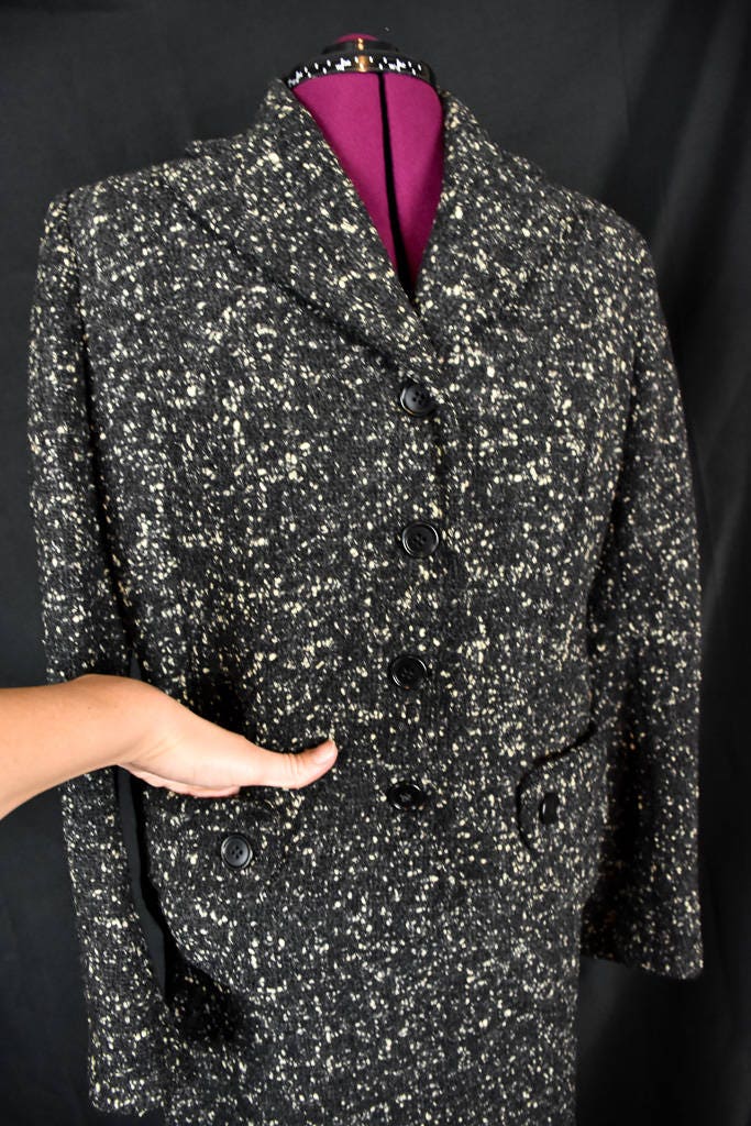 Vintage 1940Er Rock Anzug Set Schwarz Weiß Damen Flock 25 Taille von LadyRockwellsVintage