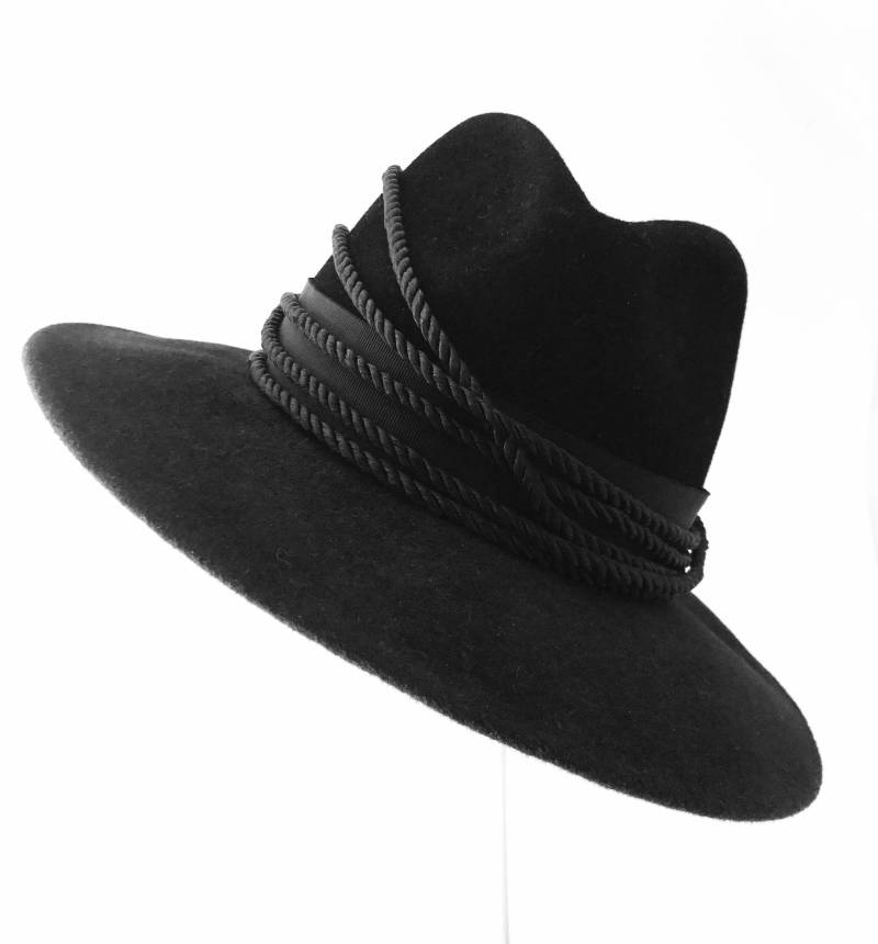 Damen Fedora Hüte Handgemacht in England Damen Fedora Hüte Handgemacht in England von LadySharma
