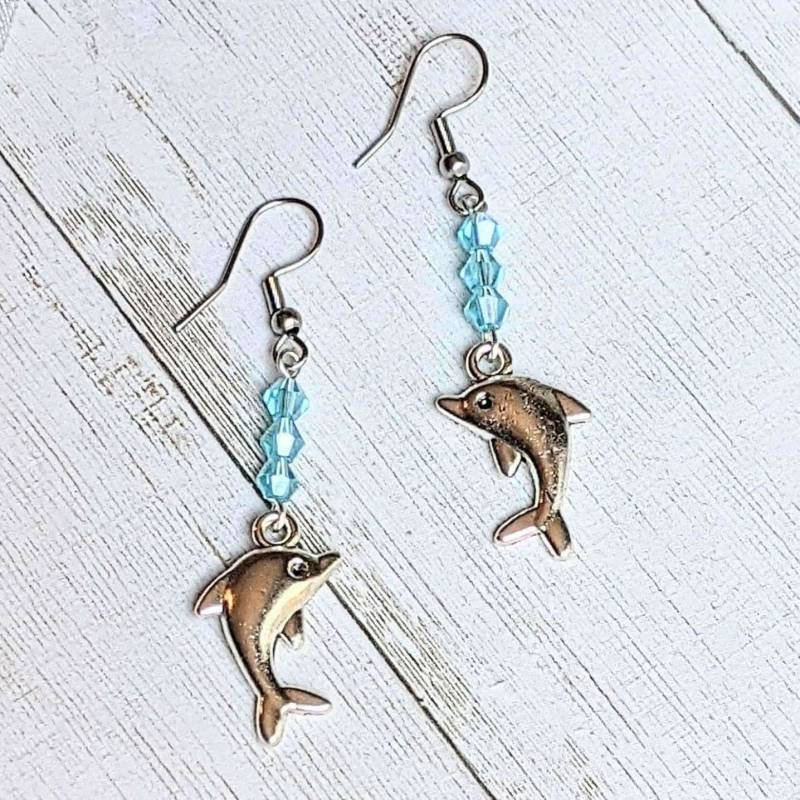 Delfin Kristall Ohrringe von LadybugfeetDesigns