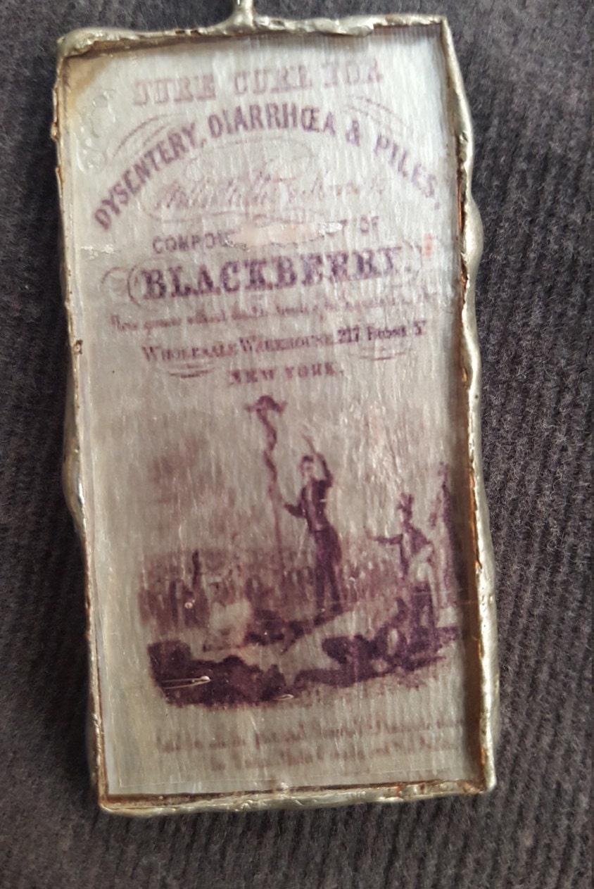 Doppelseitige Quack Medizin Ad Halskette von LadyofShallot1833