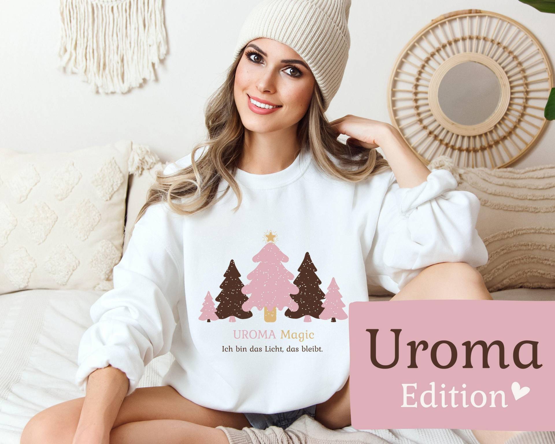 Uroma Magic Sweatshirt Weihnachtspullover Frauen Pullover Weihnachtsbaum Tannenbaum Selbstliebe Geschenkidee Familie Weihnachten Ladys Club von LadysClub