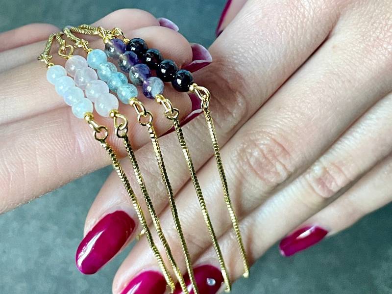 Geburtsstein Armband Edelsteine Mit Schiebeperle Als Persönliches Geschenk Für Sie von Ladyville