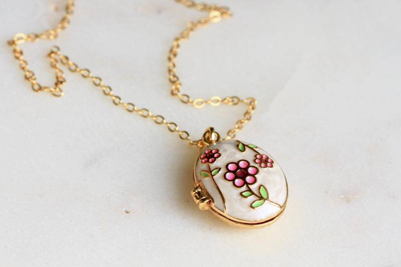 Kette Foto Medaillon Blüten Echt Vergoldetes Fotomedaillon Mit Emaille von Ladyville