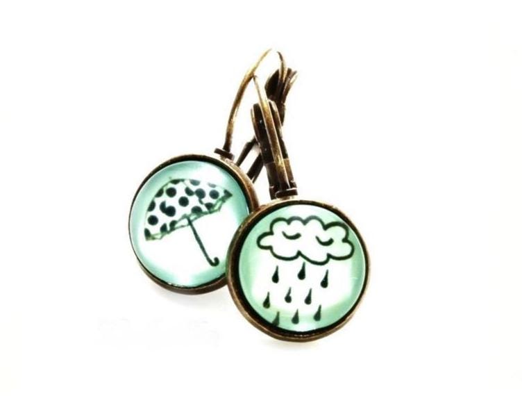 Ohrringe Wolke Mit Regenschirm - Cabochon Schmuck Im Antikbronze Vintage Stil von Ladyville