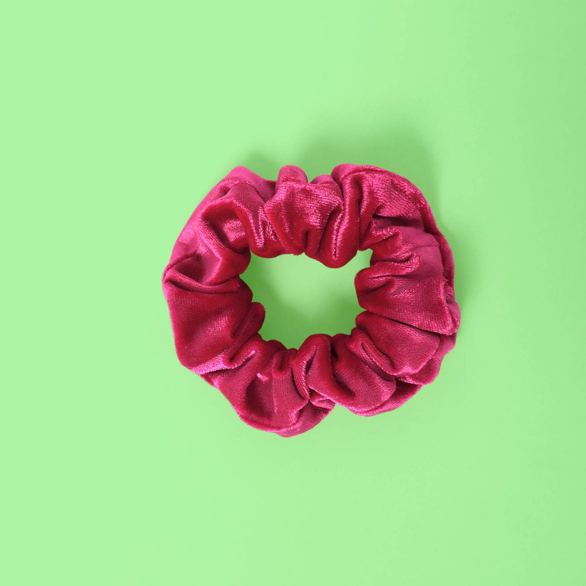 Fuchsia Samt Haar Scrunchie Handmade von LadywaveCo