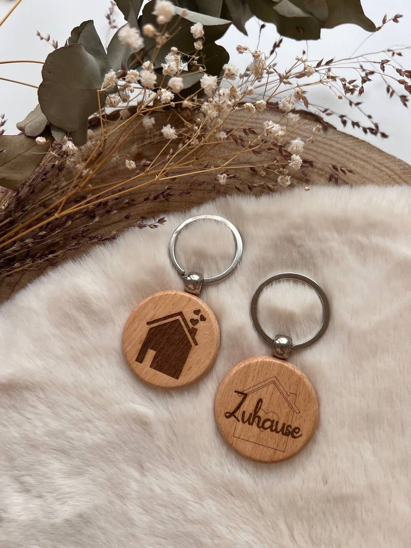 Schlüsselanhänger Aus Holz| Geschenkidee| Schlüsselanhänger| Home Keychain| Mitbringsel| Geschenke Für Sie von LaeaArt