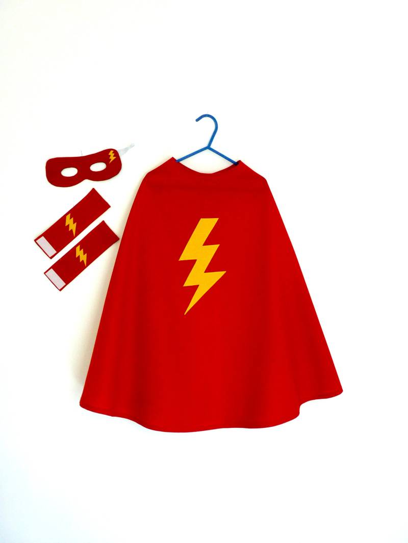 Superheldenkostüm Für Kinder, Roter Umhang Mit Gelbem Blitz, Superheldenumhang Kinder Passender Maske Und Manschetten von Lafeebrochette