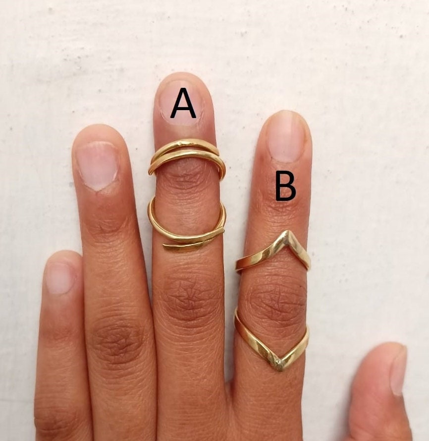 Gold Messing Ring, Arthritis Ring | Beidgelenkig, Schiene Knöchelring, Frauenring, Messingring Für Frauen, Schlichter Midi Geschenkidee Gold Messing Ring, Arthritis Ring | Beidgelenkig, Schiene Knöchelring, Frauenring, Messingring Für Frauen, Schlichter Midi Geschenkidee von LaghuSiya