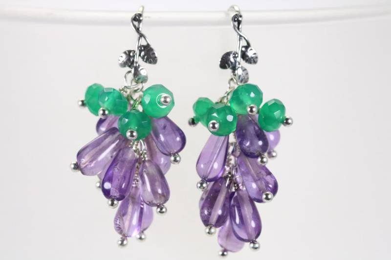 Amethyst Grün Onyx Cluster Ohrringe, Lila Perlenohrringe Amethyst Grün Onyx Cluster Ohrringe, Lila Perlenohrringe von LagoonjewelryArt