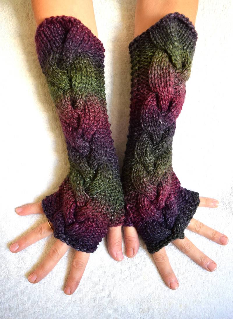 Fingerlose Handschuhe Grün Lila Kastanienbraun Rosa Violett Handgestrickte Weiche Acrylfäustlinge von LaimaShop