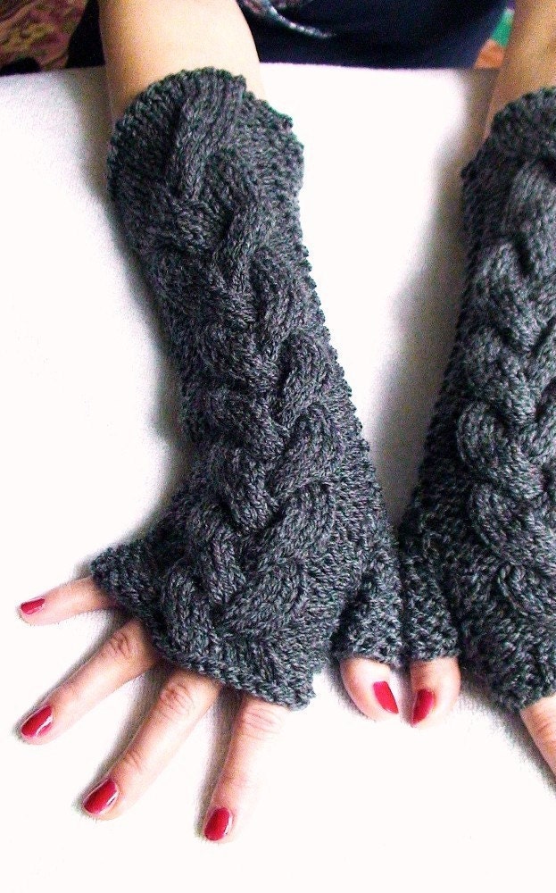 Graue Fingerlose Handschuhe Pulswärmer, Gezopft, Extra Lang Und Weich, Grau von LaimaShop