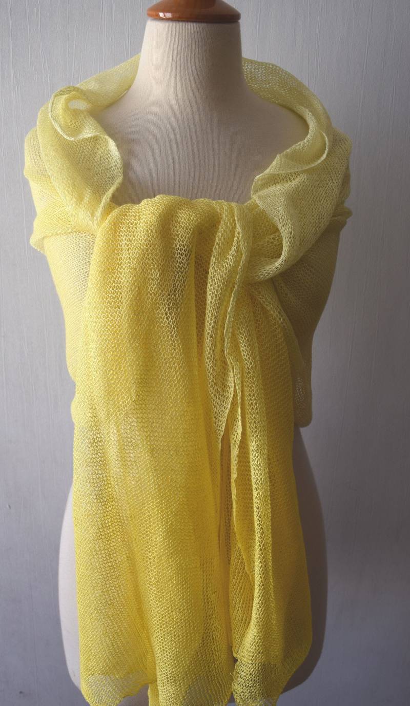 Ombre Gelb Leinen Schal Gestrickte Handgefärbte Wrap Natürliche Flachs Frauen Sommer Accessoire von LaimaShop