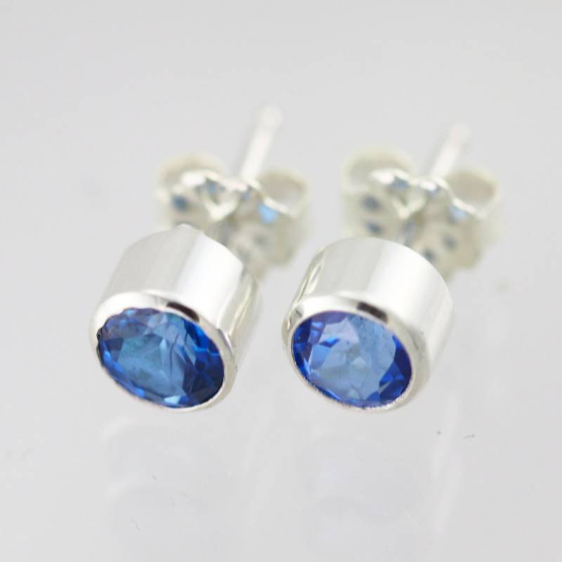 Eisblaue Topas Tropfen Ohrstecker 5mmsterling Silber Eisblaue Topas Tropfen Ohrstecker 5mmsterling Silber von LaineBenthalldesigns