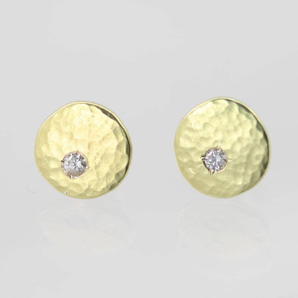 Gehämmerte Chunk Ohrstecker Mit Steinen in 585Er Gold | Diamanten von LaineBenthalldesigns