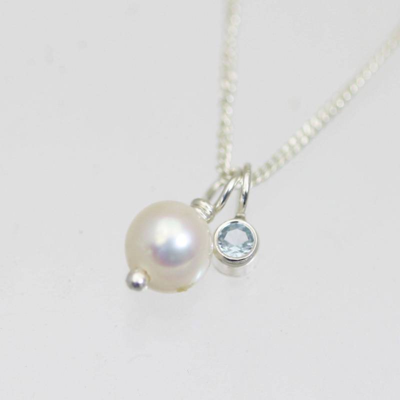 Perlen Tropfen Halskette Mit Geburtsstein Aus Sterling Silber Perlen Tropfen Halskette Mit Geburtsstein Aus Sterling Silber von LaineBenthalldesigns